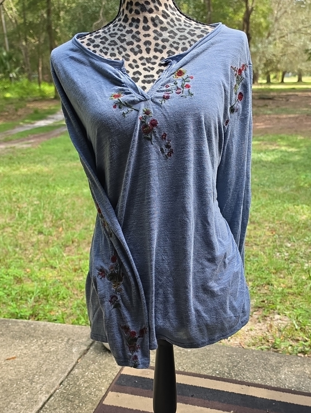 Love 8 Dusty Blue Embroidered Roses V-Neck Long Sleeve Top